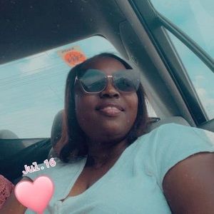 Meet your Posher, Guilaine